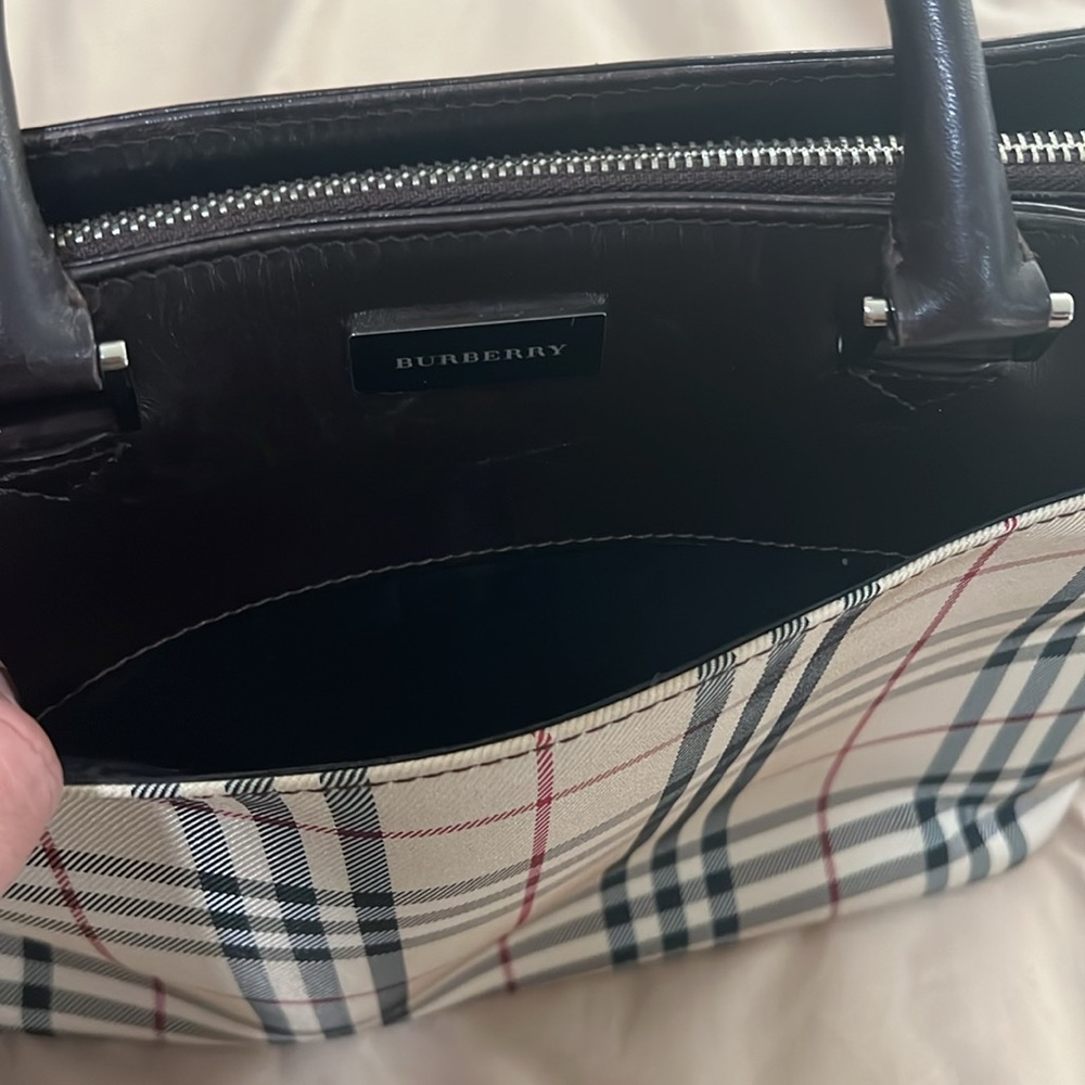 💯Authentic Burberry Nova Check small Handbag - Picture 5 of 15